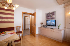 Ferienwohnungen_Pfeiler_Buchenstein_25_St_Ulrich_a