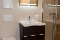 Dusche und WC Dusche und WC