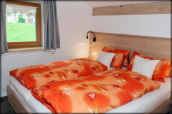 Schlafzimmer mit Doppelbett Schlafzimmer mit Doppelbett
