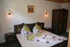 Zimmer 2 - Doppelzimmer Ansicht 2 Zimmer 2 - Doppelzimmer Ansicht 2