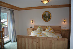 Zimmer 5 - Schlafzimmer Zimmer 5 - Schlafzimmer