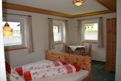 Zimmer 3 - Schlafzimmer Ansicht Zimmer 3 - Schlafzimmer Ansicht