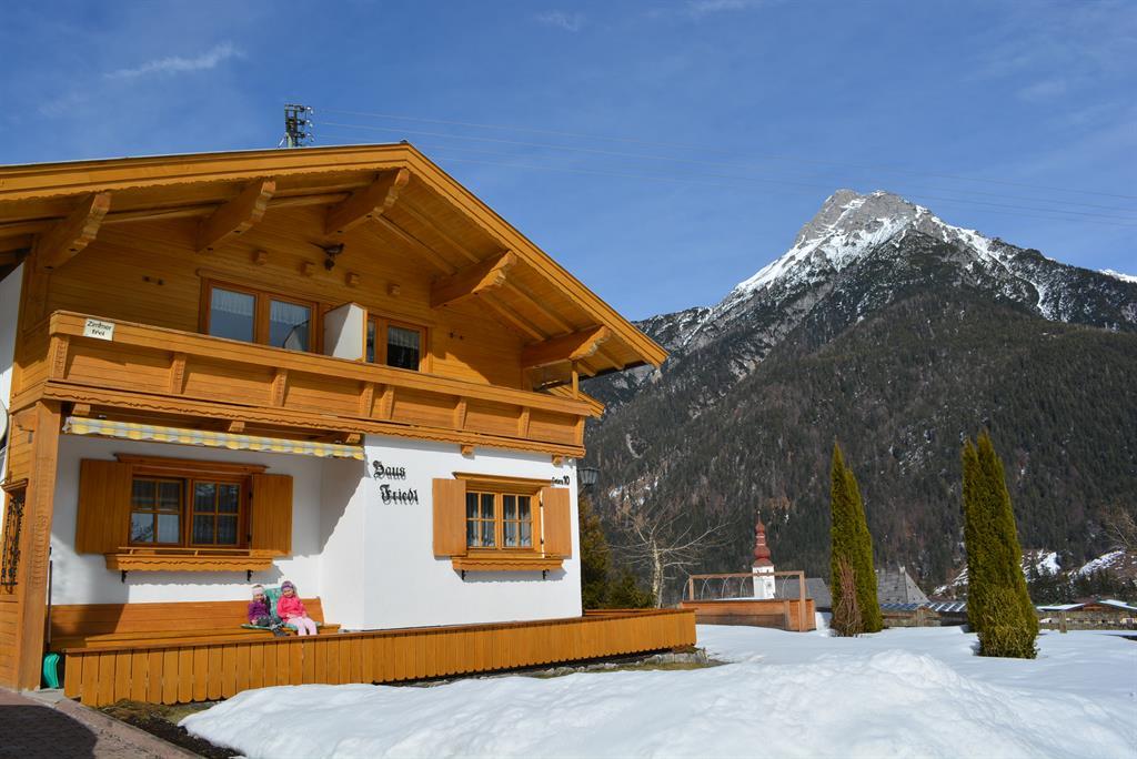 Haus Friedl private rooms in St. Ulrich am Pillersee