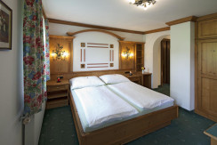 Zweibettzimmer Zweibettzimmer