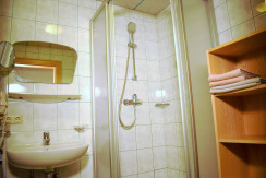 Wohnung 5A Bad Wohnung 5A Bad