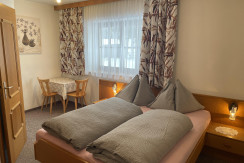 72EF798B-D3C6-4588-82C6-10C24DFF5D1E 72EF798B-D3C6-4588-82C6-10C24DFF5D1E