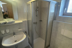 4DD9B292-2832-458B-B705-9218AEDB2953 4DD9B292-2832-458B-B705-9218AEDB2953