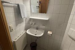 62247827-E042-46F7-BFEA-7C2E164B3E83 62247827-E042-46F7-BFEA-7C2E164B3E83