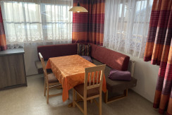 9B6C0681-8C98-4864-90E6-EC9717A17DC3 9B6C0681-8C98-4864-90E6-EC9717A17DC3