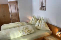 556A068A-FD28-46ED-9E32-9BF86252D609 556A068A-FD28-46ED-9E32-9BF86252D609