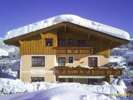 Gästehaus Wörgötter im Winter | © ew