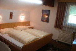 Zimmer Nr: 215 Zimmer Nr: 215