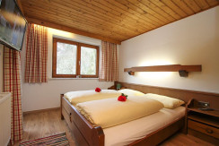 Schlafzimmer 3