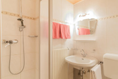 Doppelzimmer Badezimmer Doppelzimmer Badezimmer