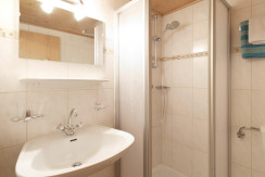 MBZ Badezimmer MBZ Badezimmer