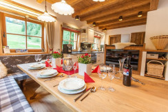 Haberlhütte EssWohnbereich © Gerald Lobenwein Haberlhütte EssWohnbereich © Gerald Lobenwein