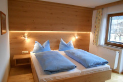 Schlafzimmer mit Balkon Schlafzimmer mit Balkon