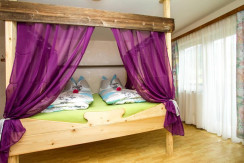 Schlafzimmer mit Balkon Schlafzimmer mit Balkon