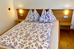 Bett im Wohnraum