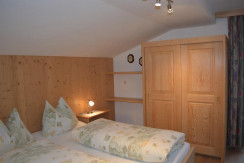 Schlafzimmer 2 mit Kasten Schlafzimmer 2 mit Kasten