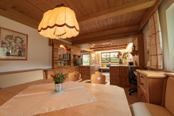 Esstisch für 6 Personen Esstisch für 6 Personen