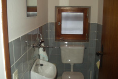 WC WC