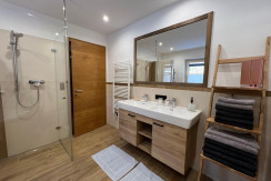 63838629-1684-41d5-ada9-10fbd3904bdc