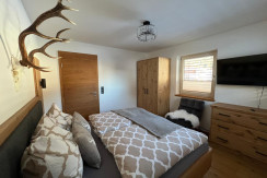 Schlafzimmer 1 ,  Bett 180 x 200