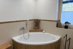 25fd80f7-c9ec-4f5d-b2cd-45c682bb826e