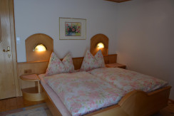 Schlafzimmer mit Balkon Schlafzimmer mit Balkon