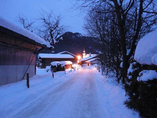 Hintergasse in der Dämmerung