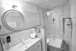 Badezimmer  Suite 115