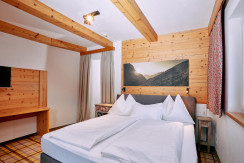 Home-Suite-Home_0138