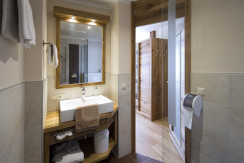 Dusche/WC Einzelzimmer Dusche/WC Einzelzimmer