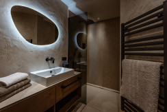 Badezimmer 1 mit Dusche und Sauna Badezimmer 1 mit Dusche und Sauna