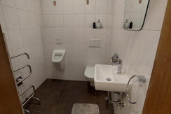 Seperates WC Seperates WC
