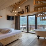 Photo of Suite, shower, toilet, 1 bed room