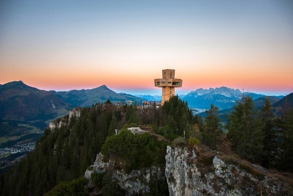 Jakobskreuz Buchensteinwand