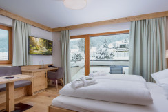 zimmer-suite-lavendel2556x1110