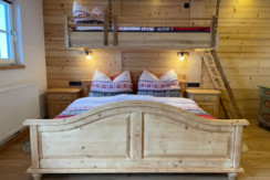 2569C488-57B7-4D77-B99D-7F0622FB6DC6