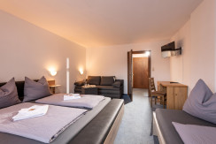 Familienzimmer Familienzimmer