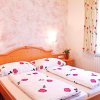 Photo of double room with shower/WC