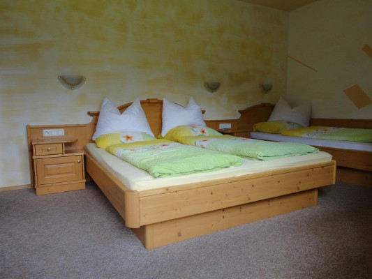 Zimmer mit Zusatzbett