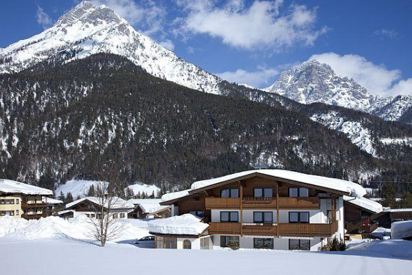 Winteransicht 2 Winteransicht 2