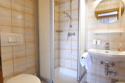 Chalet Sonnwend Fiebrbrunn badkamer