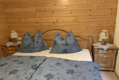 B78510DD-C6F5-45CC-8B8E-2C68EB84C983