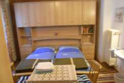 Zimmer 1 mit Dusche /WC Zimmer 1 mit Dusche /WC