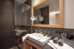 Stoaberglodge_Wieben_21_St_Ulrich_Badezimmer Stoaberglodge_Wieben_21_St_Ulrich_Badezimmer